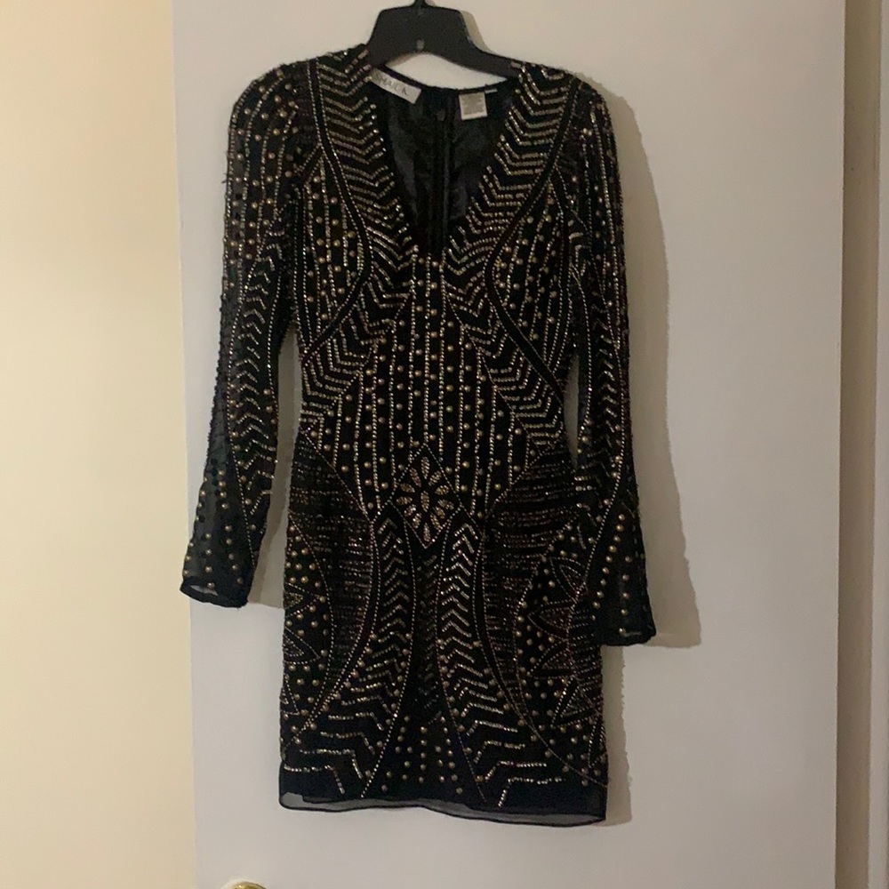 Short long sleeve dress